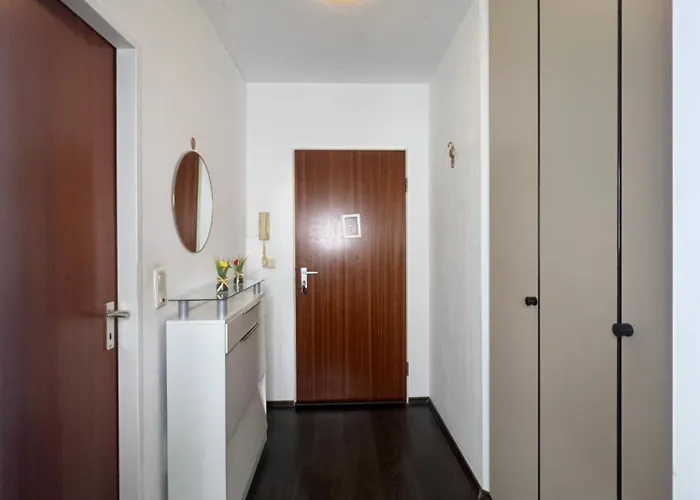 Modern With Balcony & Parking Апартаменты *